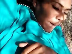 desi-girl-licking-love